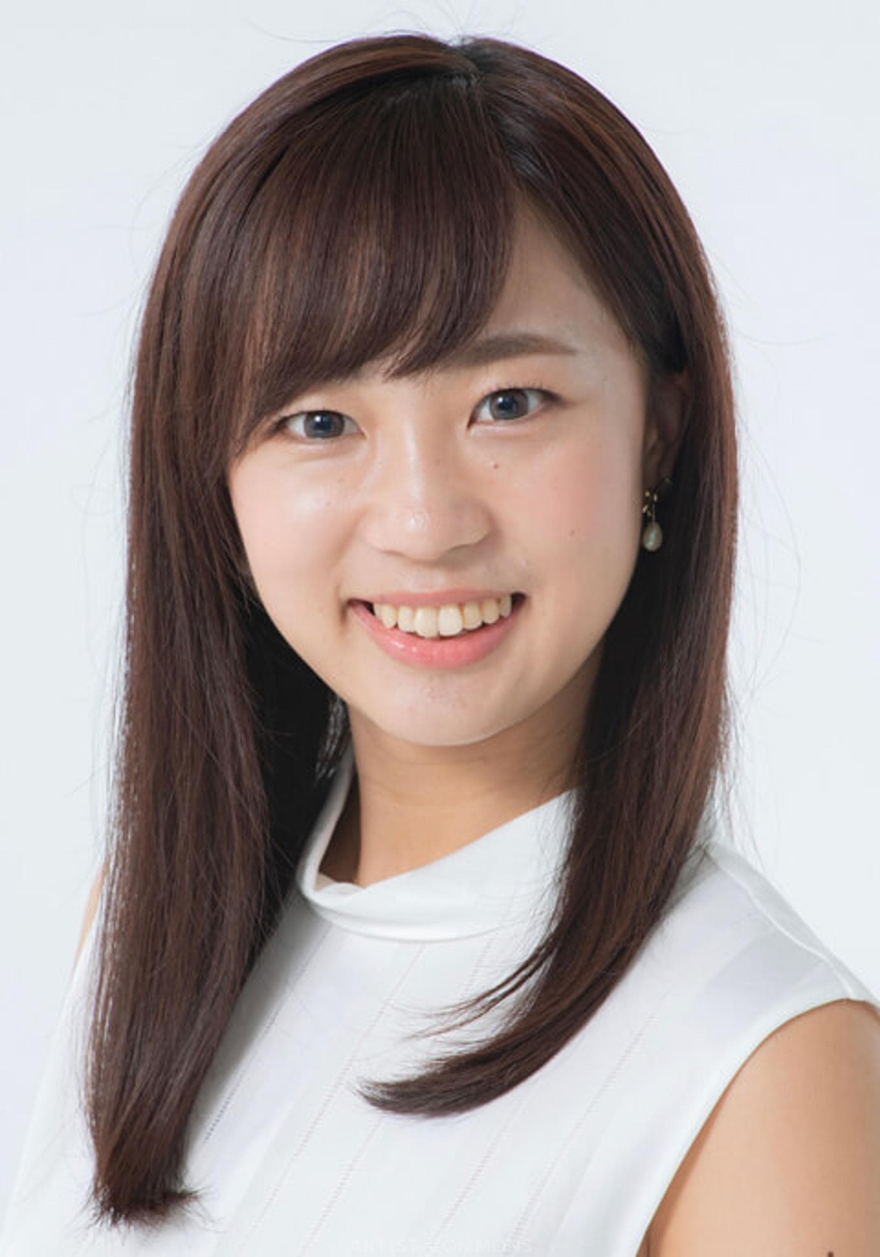 高橋茉奈