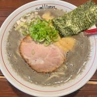 二十七杯目「らー麺 山さわ」　完全無化調！オリジナルにこだわった濃厚煮干！