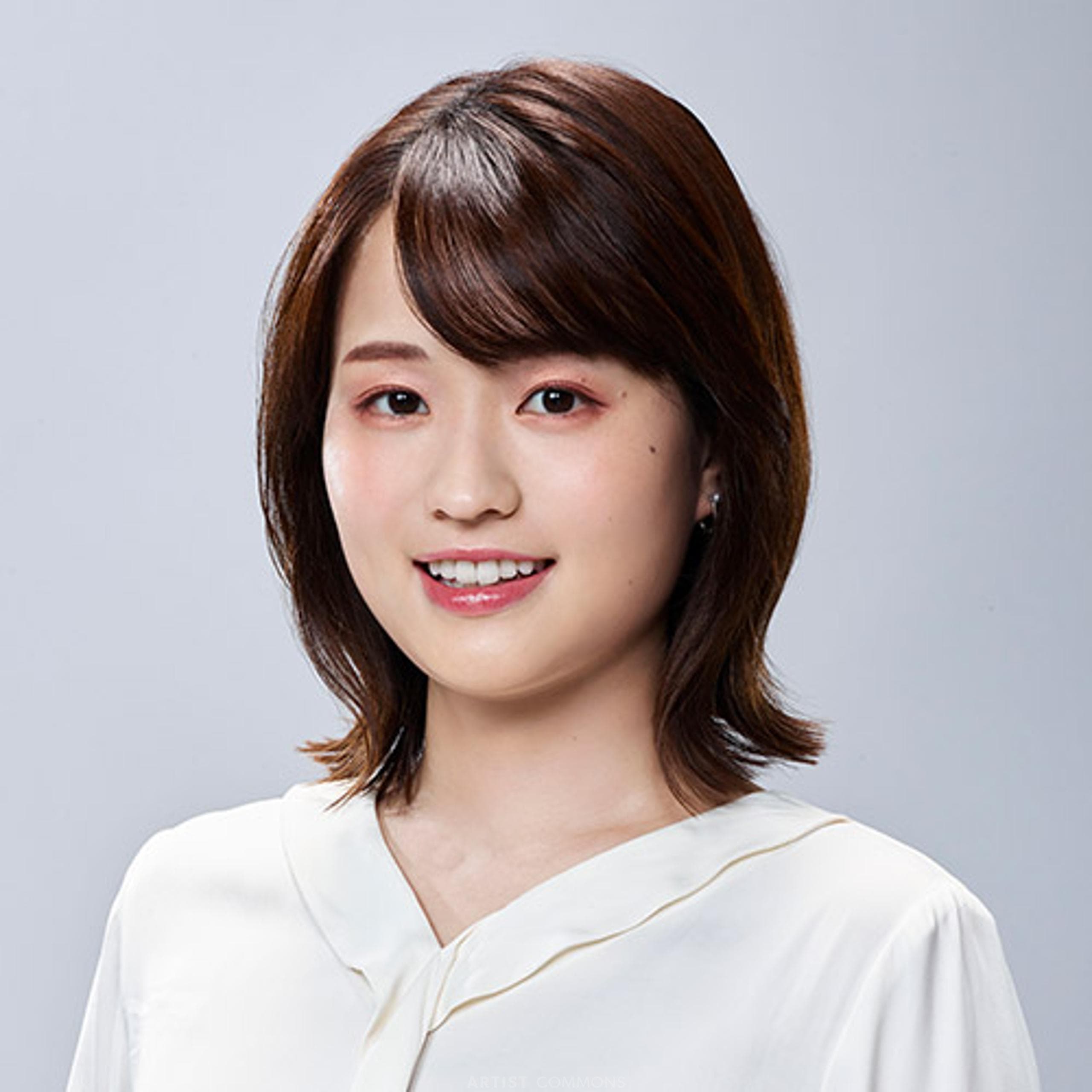 篠原梨菜